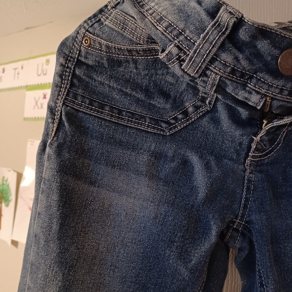 Jeans - Picture 2 of 3